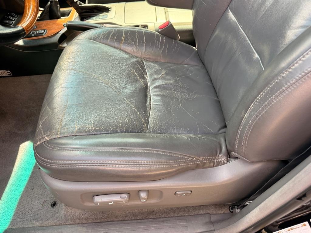 2004 Lexus GX 470 - Photo 28