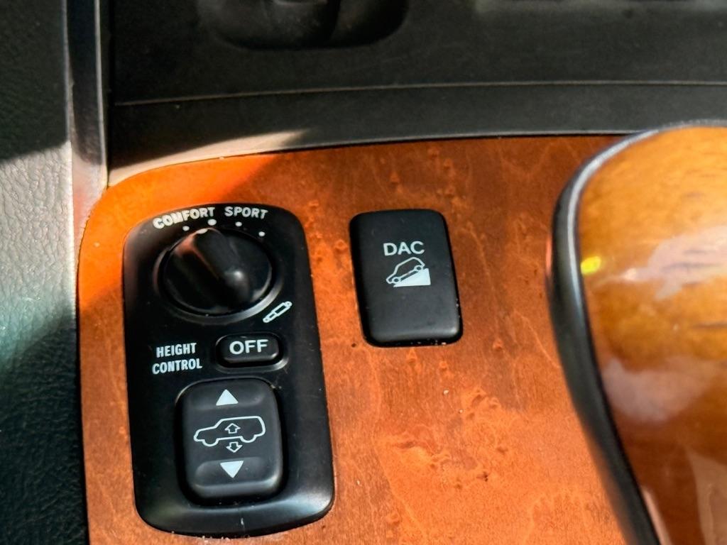 2004 Lexus GX 470 - Photo 34