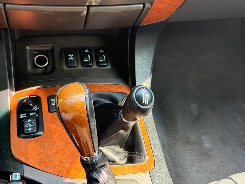 2004 Lexus GX 470 - Photo 35
