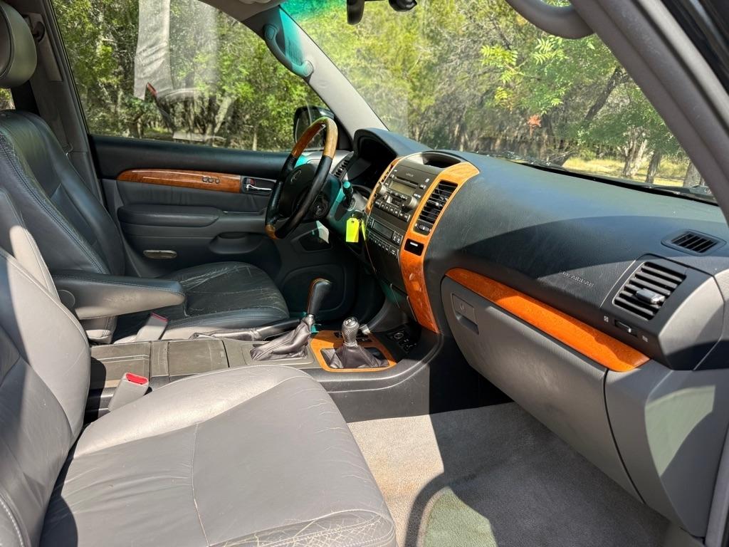 2004 Lexus GX 470 - Photo 57
