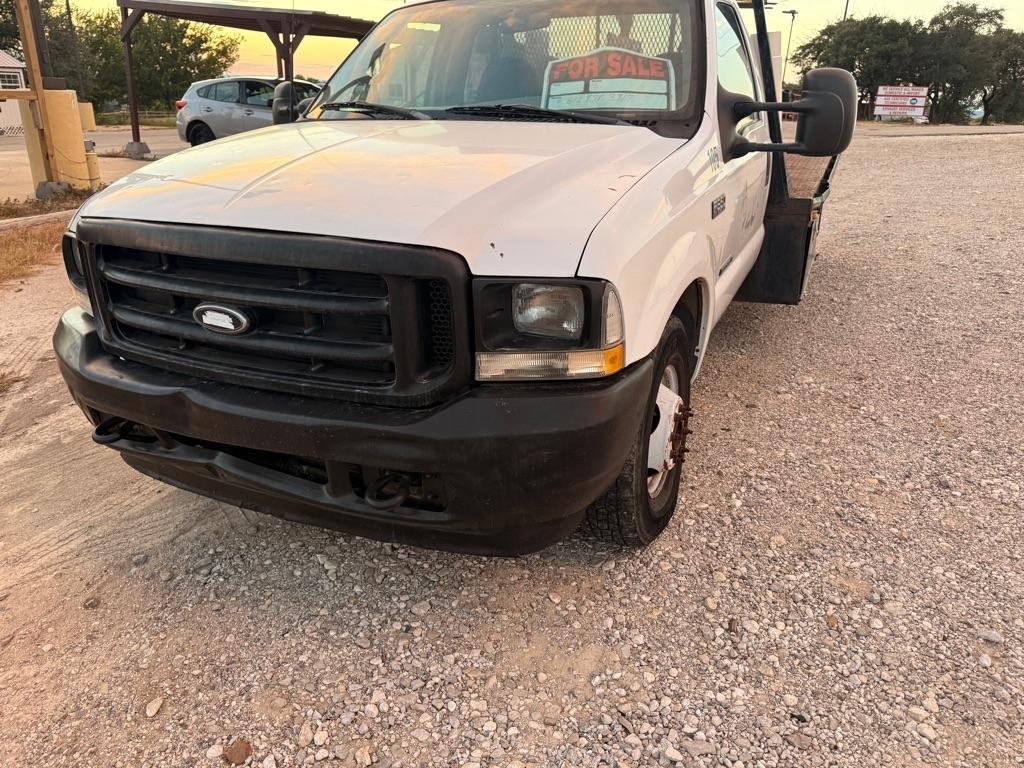 2002 Ford F-350 - Photo 7
