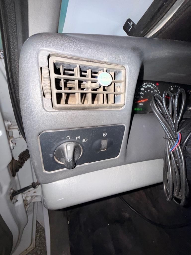 2002 Ford F-350 - Photo 28