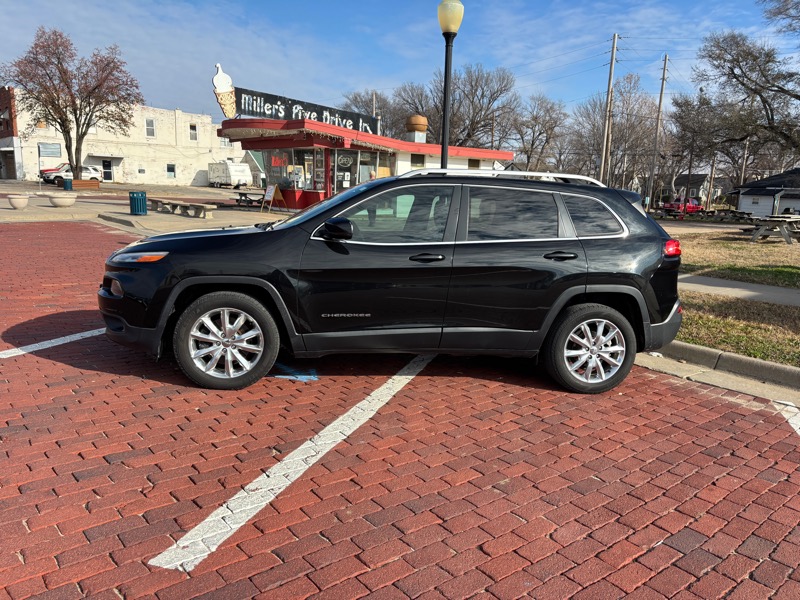 Jeep Cherokee Limited FWD 2015