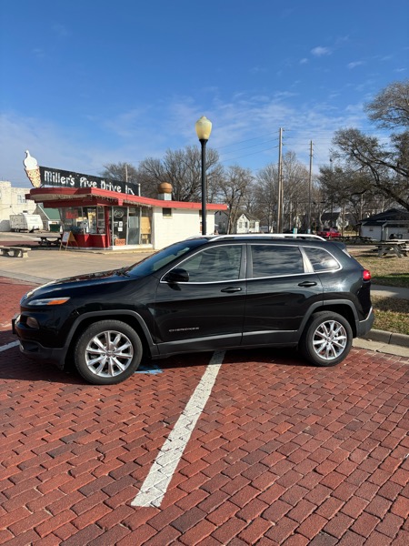 Jeep Cherokee Limited FWD 2015