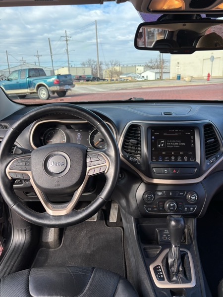 Jeep Cherokee Limited FWD 2015