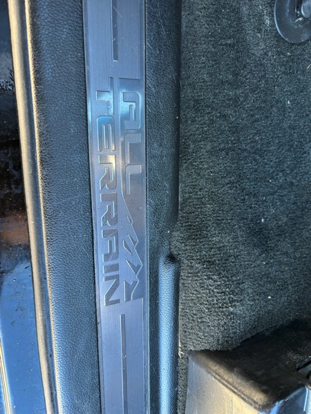 GMC Sierra 2500HD 4WD Crew Cab 159" AT4 2015