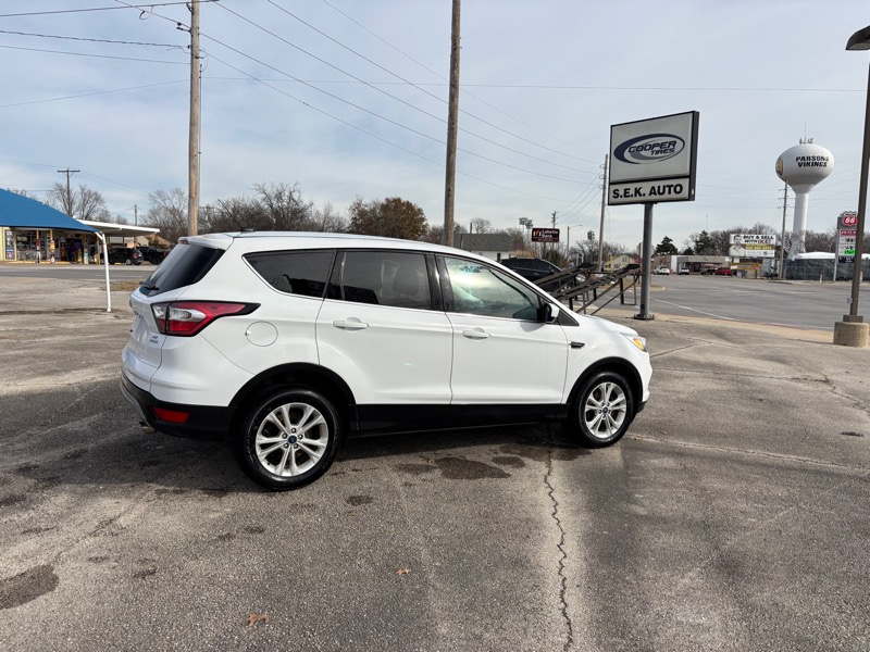 Ford Escape SE FWD 2017
