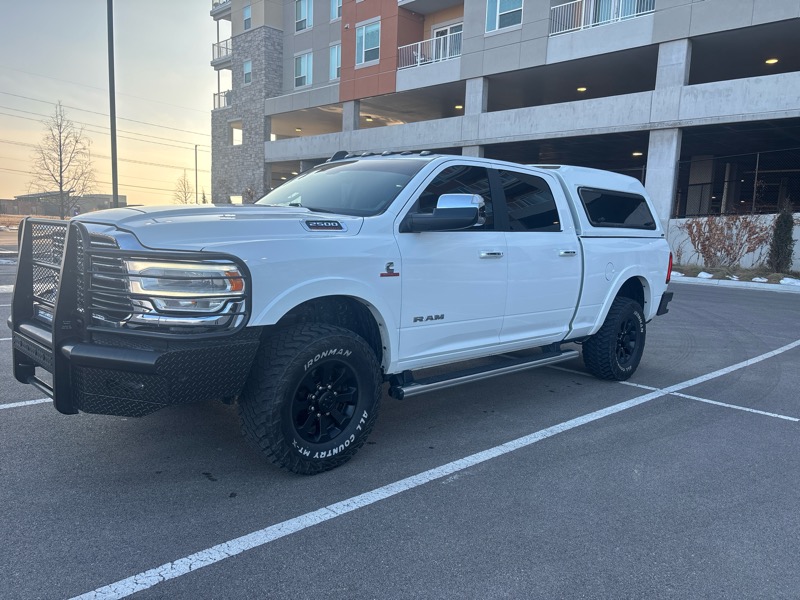 2022 RAM 2500 Laramie Crew Cab SWB 4WD