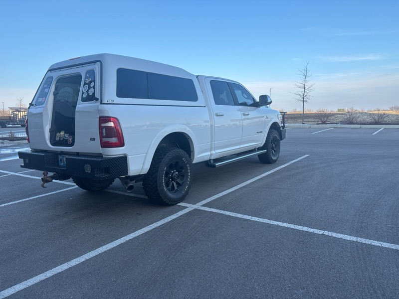 RAM 2500 Laramie Crew Cab SWB 4WD 2022