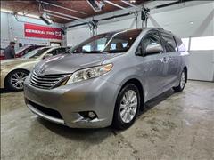 2014 Toyota Sienna 