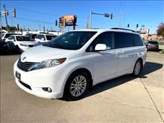 2013 Toyota Sienna 