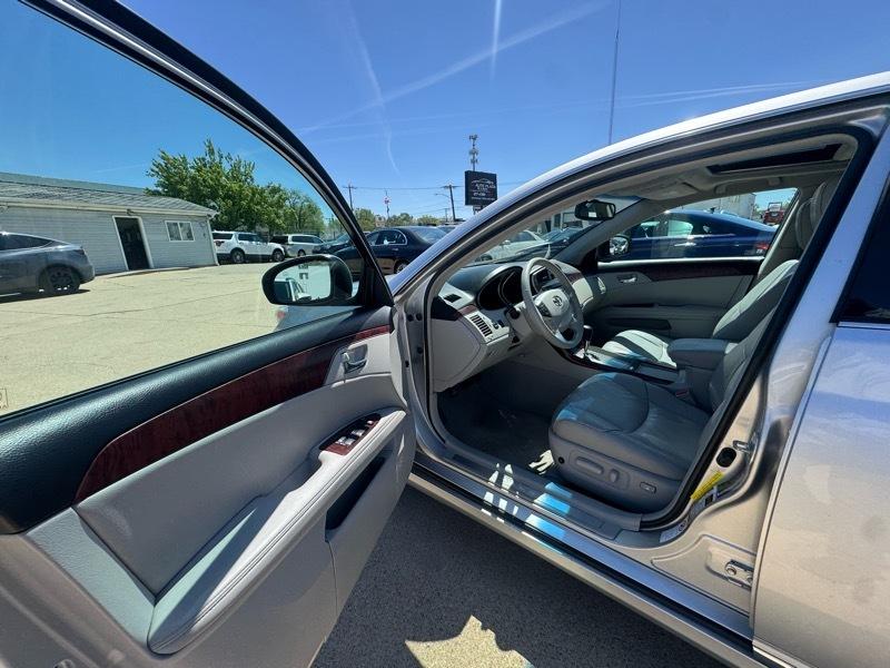 Toyota Avalon Base 2012