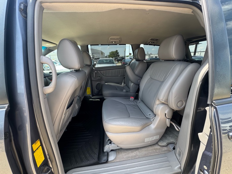 Toyota Sienna XLE FWD 2009 Toyota Sienna XLE FWD 2009