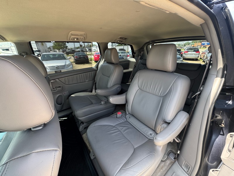 Toyota Sienna XLE FWD 2009 Toyota Sienna XLE FWD 2009