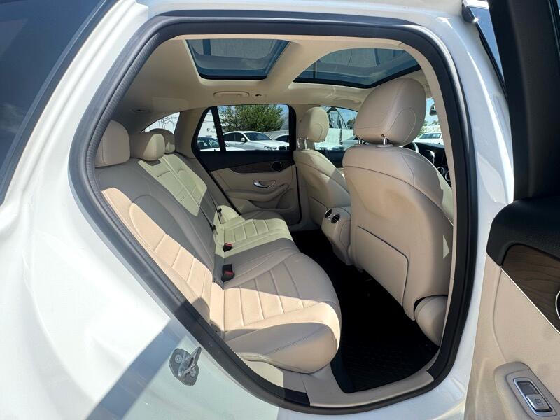 Mercedes-Benz GLC-Class GLC300 4MATIC 2019 Mercedes-Benz GLC-Class GLC300 4MATIC 2019