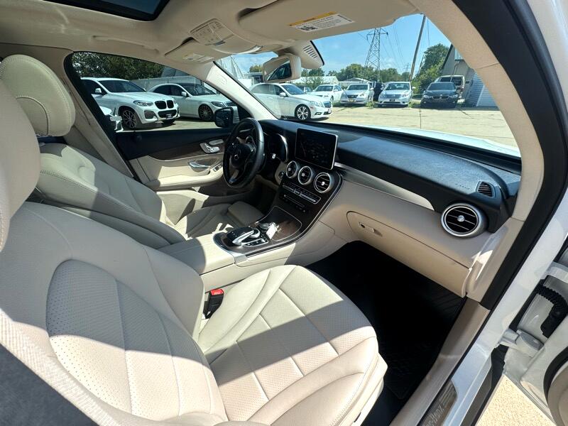 Mercedes-Benz GLC-Class GLC300 4MATIC 2019 Mercedes-Benz GLC-Class GLC300 4MATIC 2019