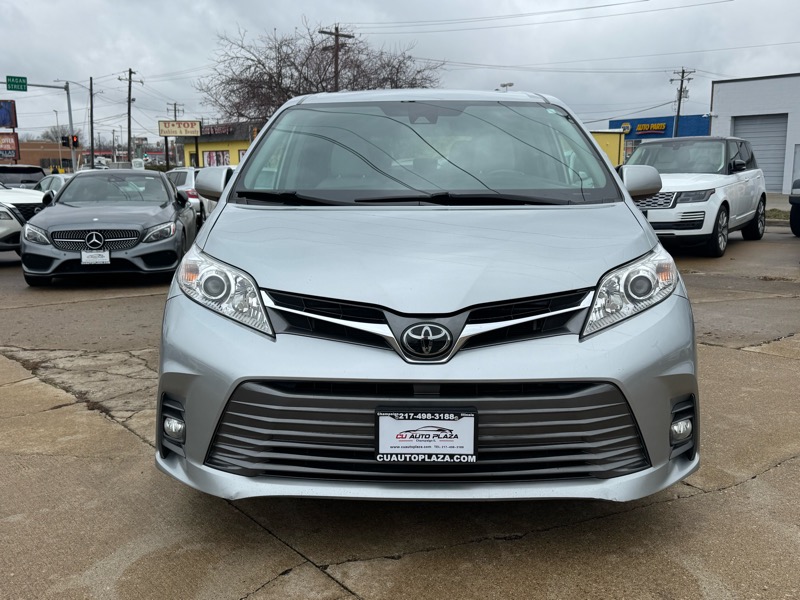 Toyota Sienna Limited Premium 7-Passenger 2020