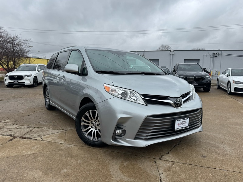 Toyota Sienna Limited Premium 7-Passenger 2020