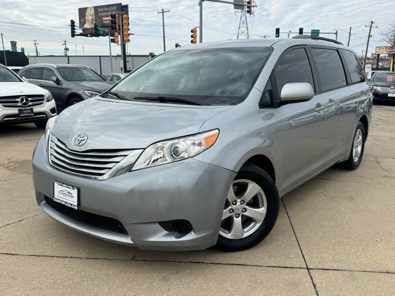 Toyota Sienna LE FWD 8-Passenger V6 2015