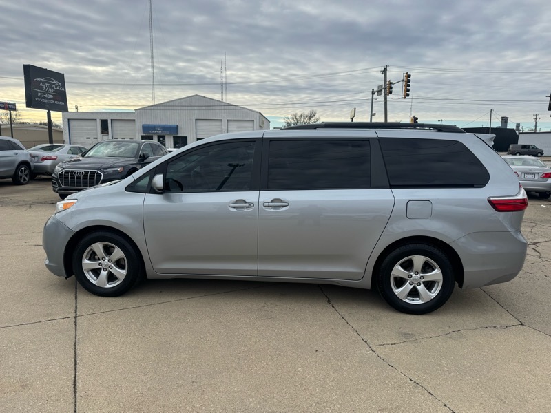 Toyota Sienna LE FWD 8-Passenger V6 2015