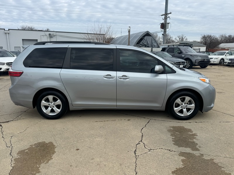 Toyota Sienna LE FWD 8-Passenger V6 2015