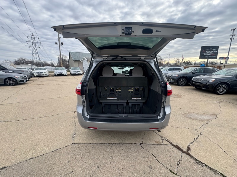 Toyota Sienna LE FWD 8-Passenger V6 2015