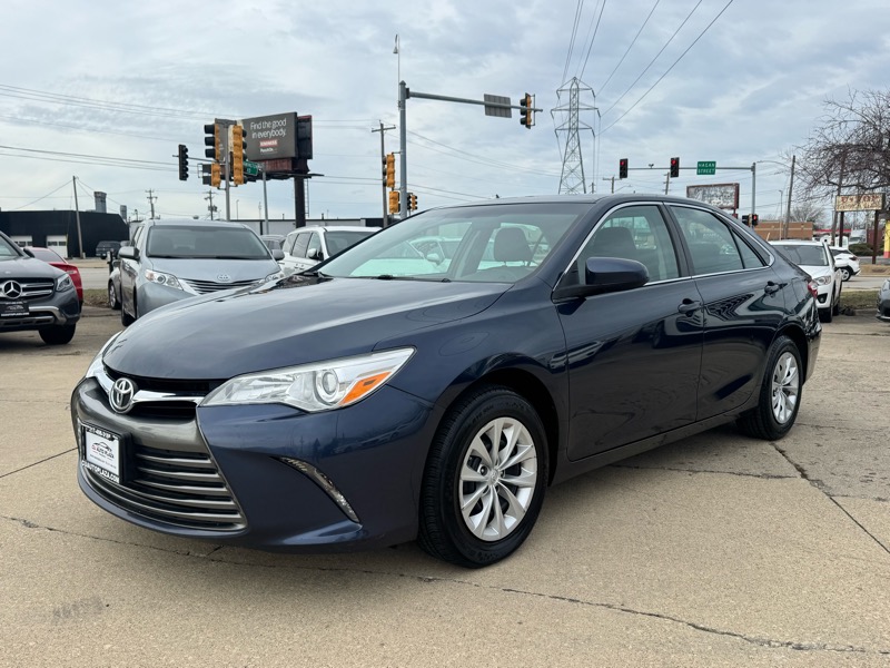 Toyota Camry LE 2017
