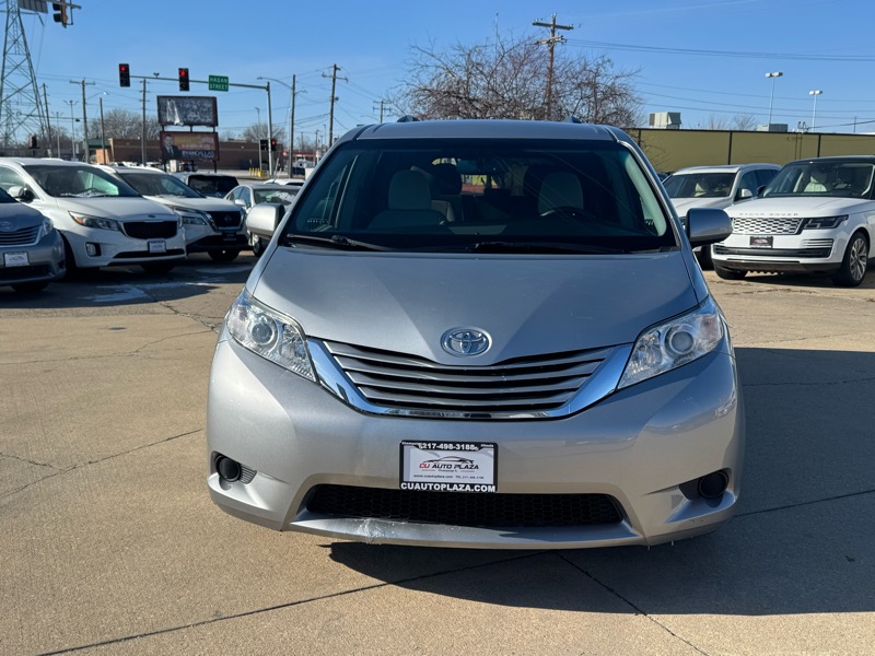 Toyota Sienna LE FWD 8-Passenger V6 2015