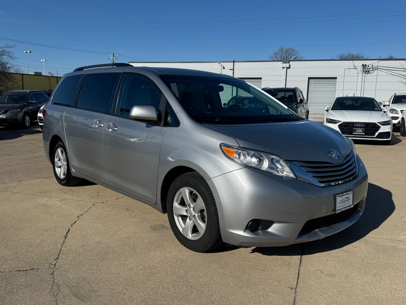 Toyota Sienna LE FWD 8-Passenger V6 2015