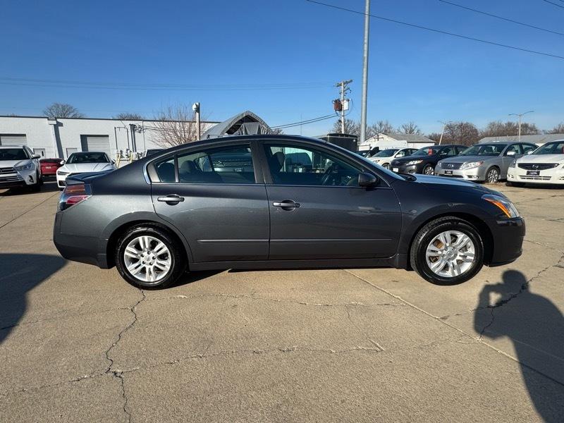 Nissan Altima 2.5 S 2011