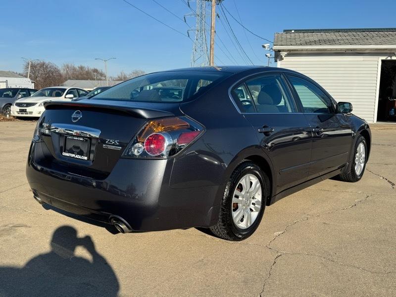 Nissan Altima 2.5 S 2011