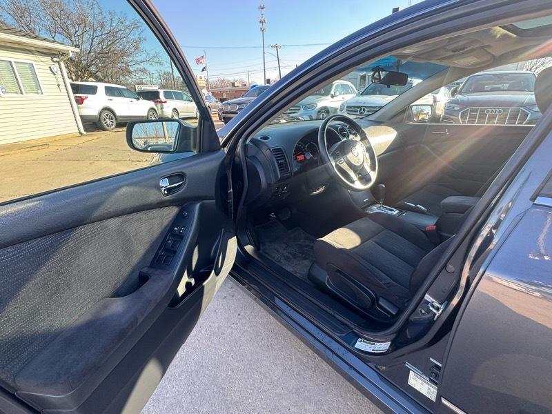 Nissan Altima 2.5 S 2011