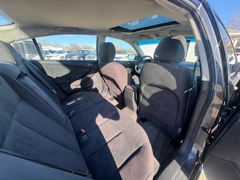 Nissan Altima 2.5 S 2011