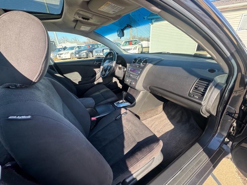 Nissan Altima 2.5 S 2011