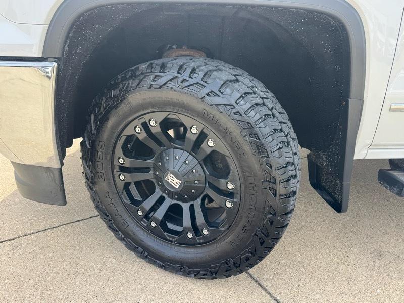 GMC Sierra 1500 SLT Crew Cab Short Box 4WD 2017