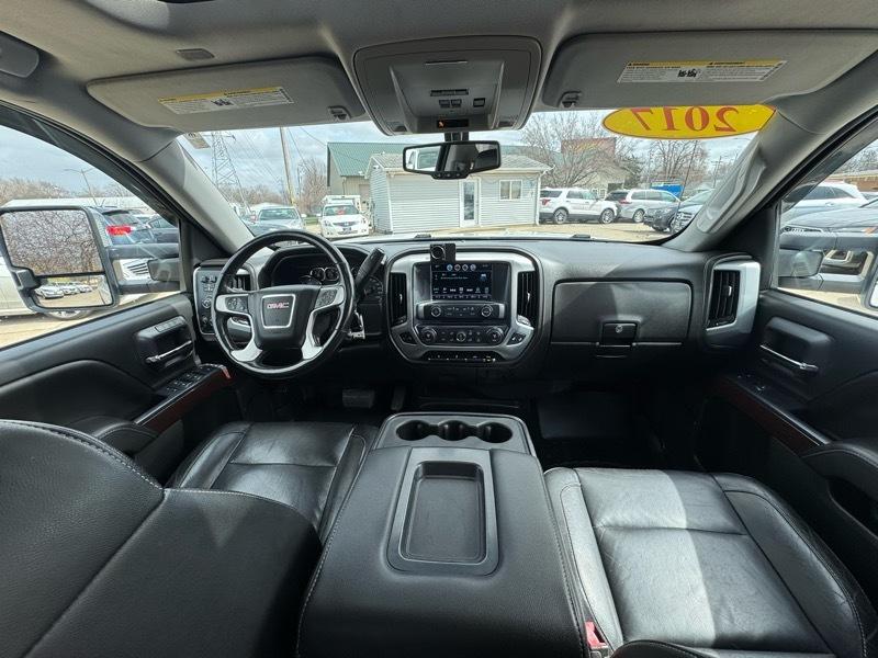 GMC Sierra 1500 SLT Crew Cab Short Box 4WD 2017