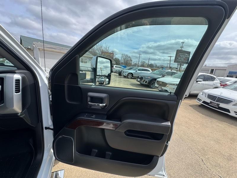 GMC Sierra 1500 SLT Crew Cab Short Box 4WD 2017