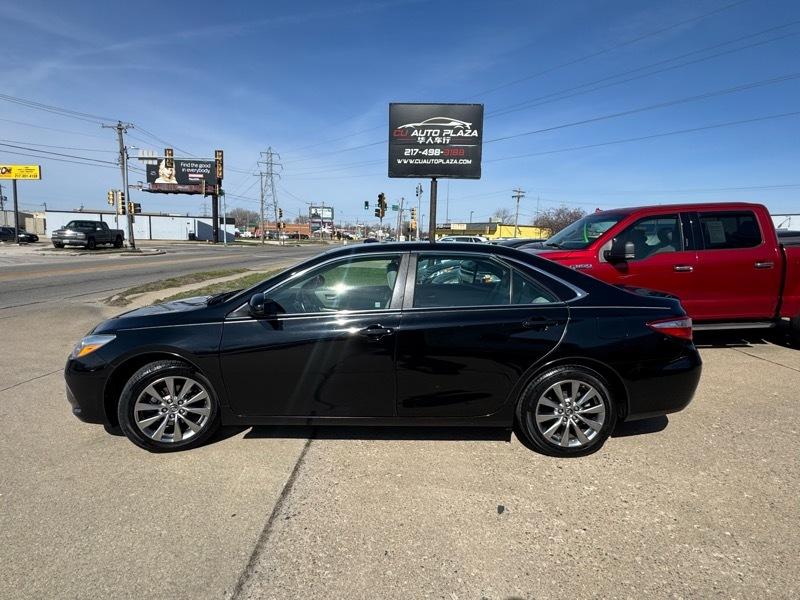 Toyota Camry 4dr Sdn I4 Auto XLE (Natl) 2015