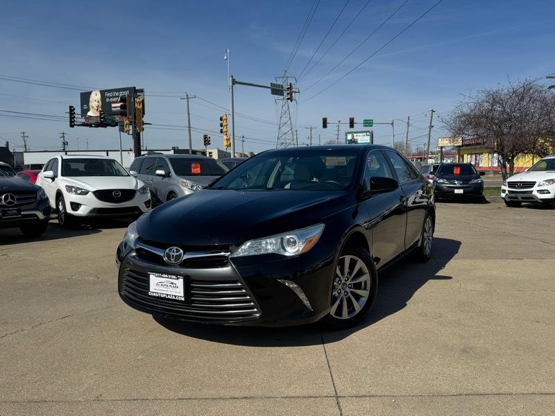 Toyota Camry 4dr Sdn I4 Auto XLE (Natl) 2015