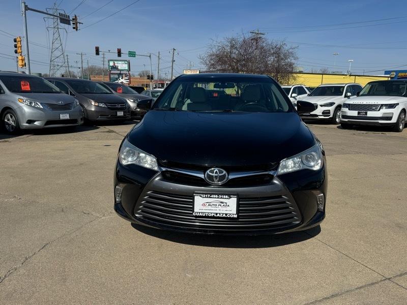 Toyota Camry 4dr Sdn I4 Auto XLE (Natl) 2015
