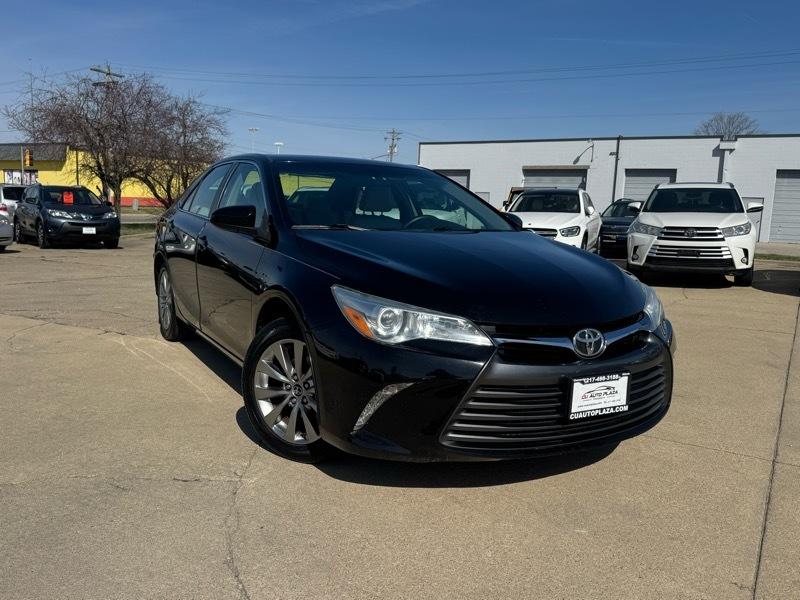 Toyota Camry 4dr Sdn I4 Auto XLE (Natl) 2015