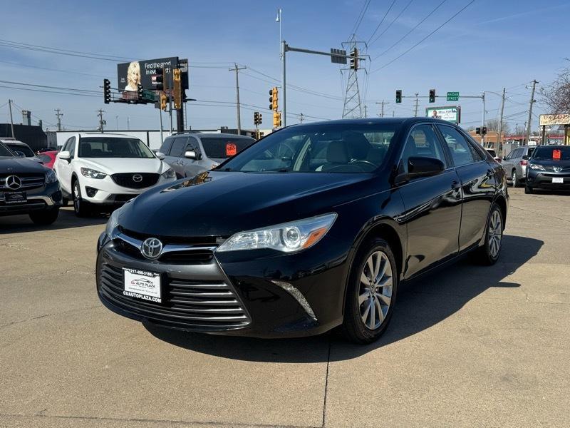 Toyota Camry 4dr Sdn I4 Auto XLE (Natl) 2015