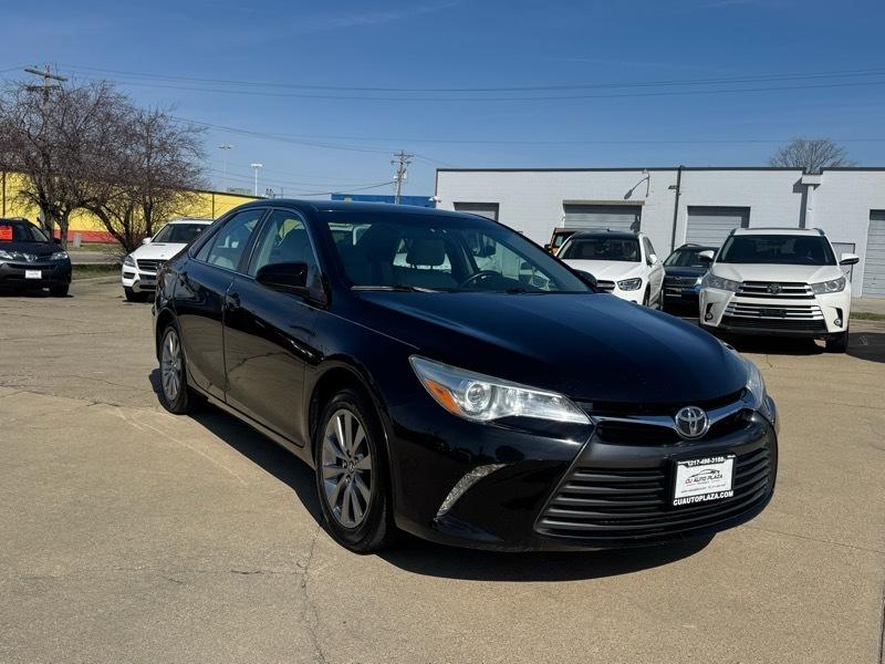 Toyota Camry 4dr Sdn I4 Auto XLE (Natl) 2015