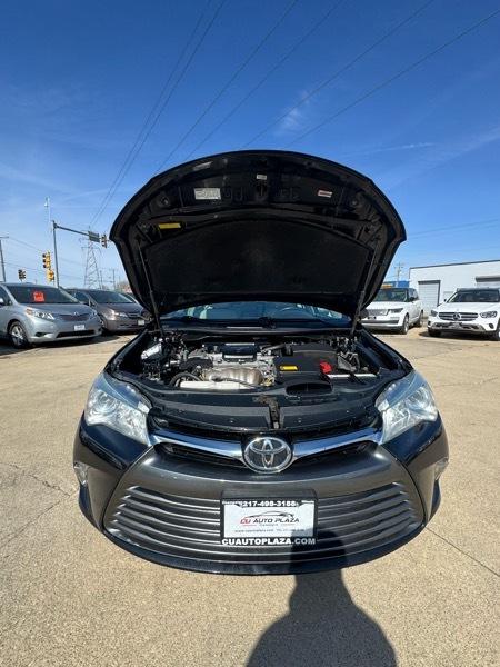 Toyota Camry 4dr Sdn I4 Auto XLE (Natl) 2015