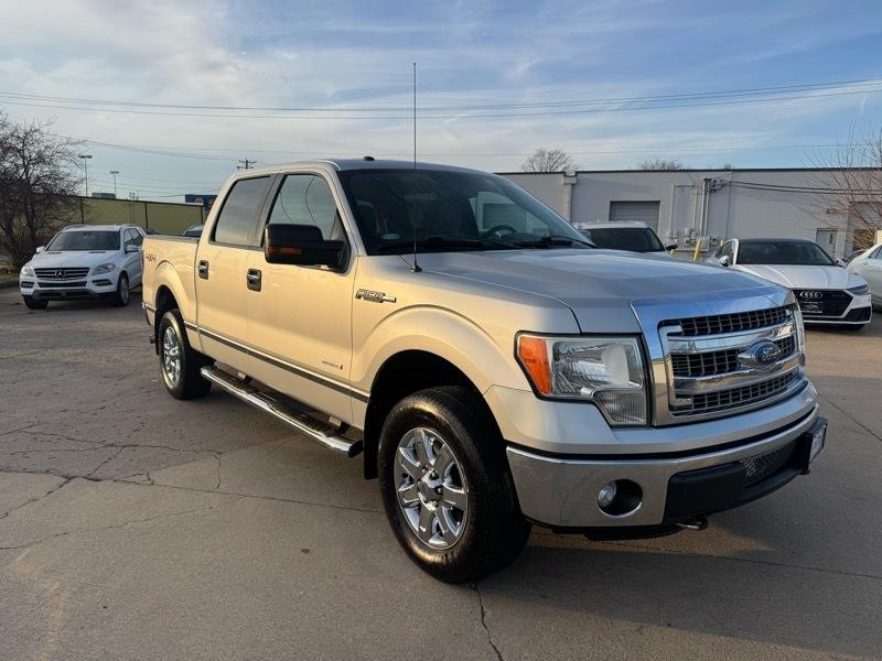 Ford F-150 SuperCrew 139" XLT 4WD 2013
