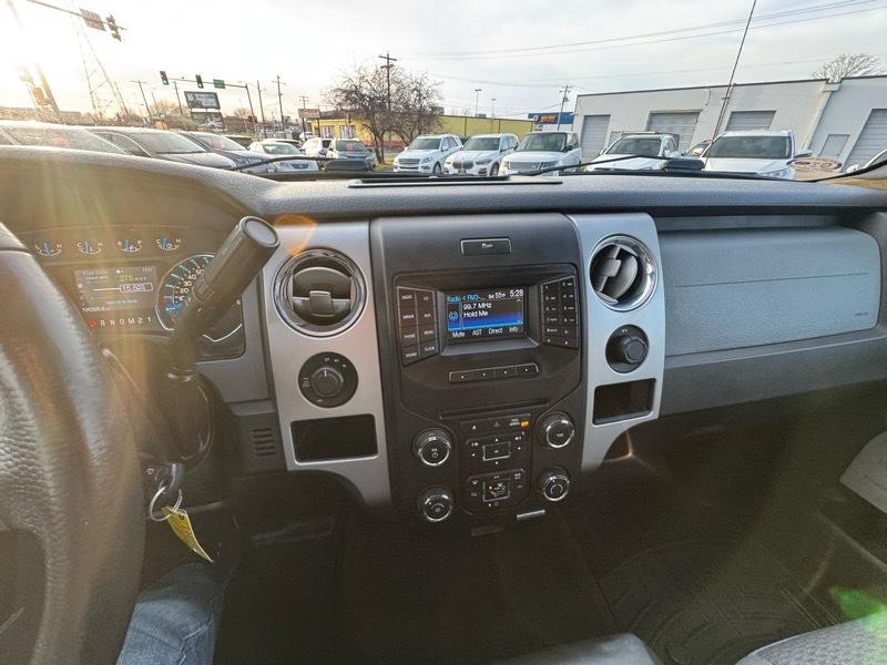 Ford F-150 SuperCrew 139" XLT 4WD 2013