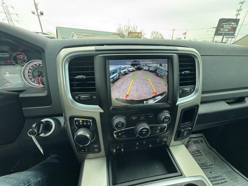RAM 1500 SLT Crew Cab SWB 4WD 2015