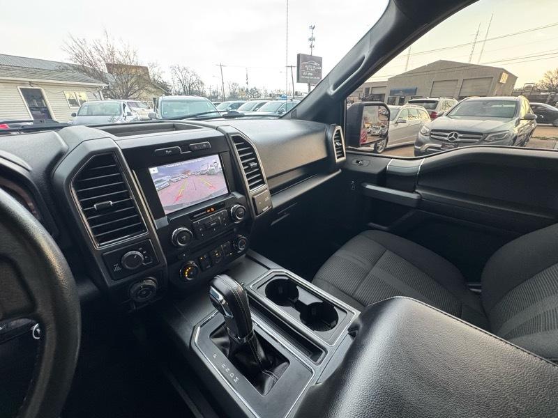 Ford F-150 4WD SuperCab 133" XLT 2017