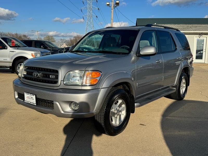 Toyota Sequoia SR5 4WD 2003