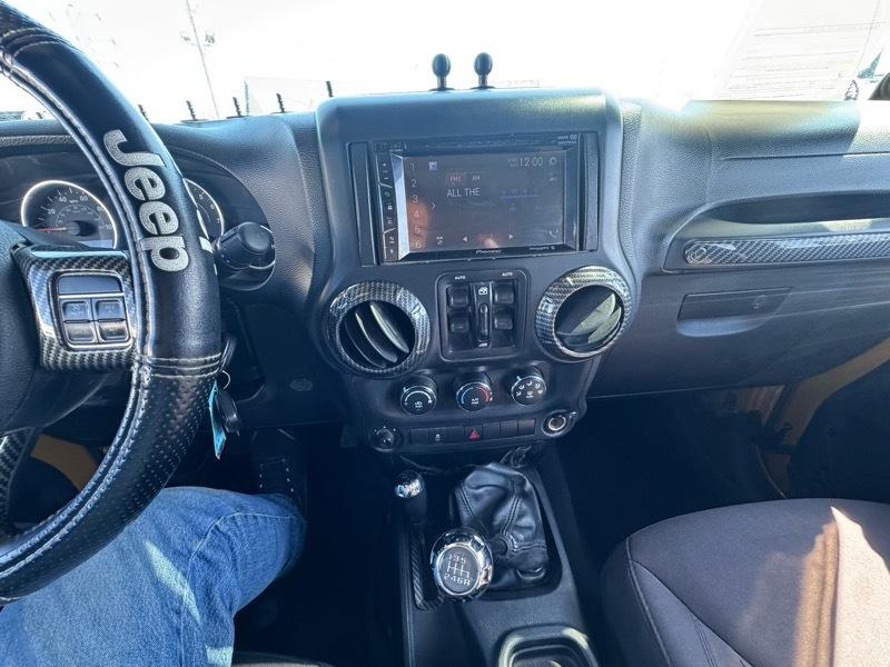 Jeep Wrangler Unlimited 4WD 4dr Sport 2014